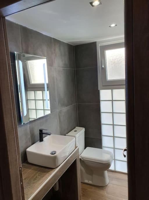 Rotonda Citycenter Two Rooms Apart.New Renovated! Soluň Exteriér fotografie