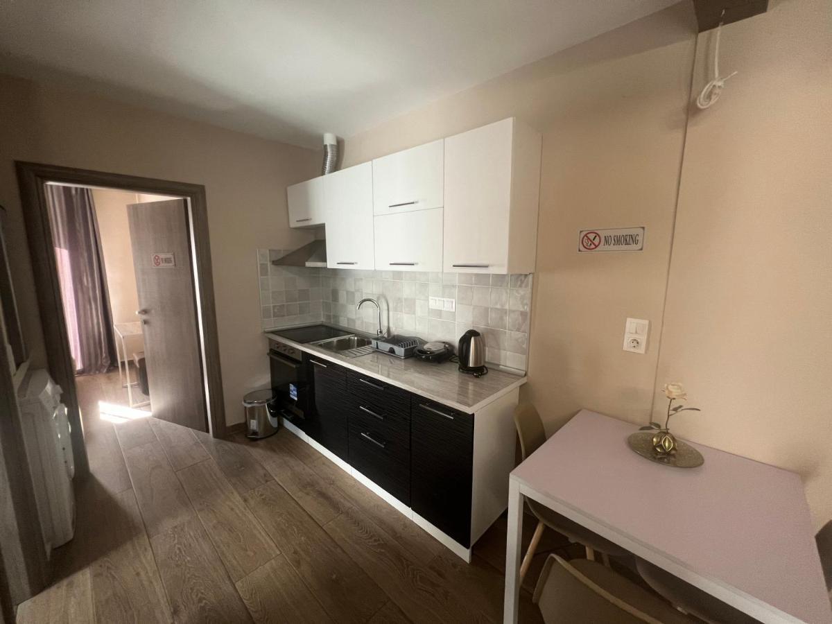 Rotonda Citycenter Two Rooms Apart.New Renovated! Soluň Exteriér fotografie